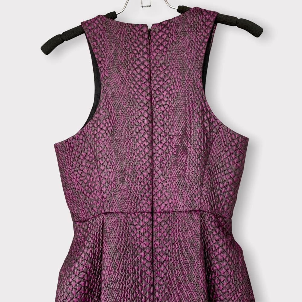 Tibi Cobra Jacquard Sleeveless Dress in Purple Size 0 - Picture 9 of 13